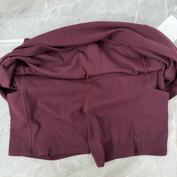 Women’s Athleta Salutation Stash High Rise 16 1/2” Athletic Skort Size Small - Picture 7 of 15